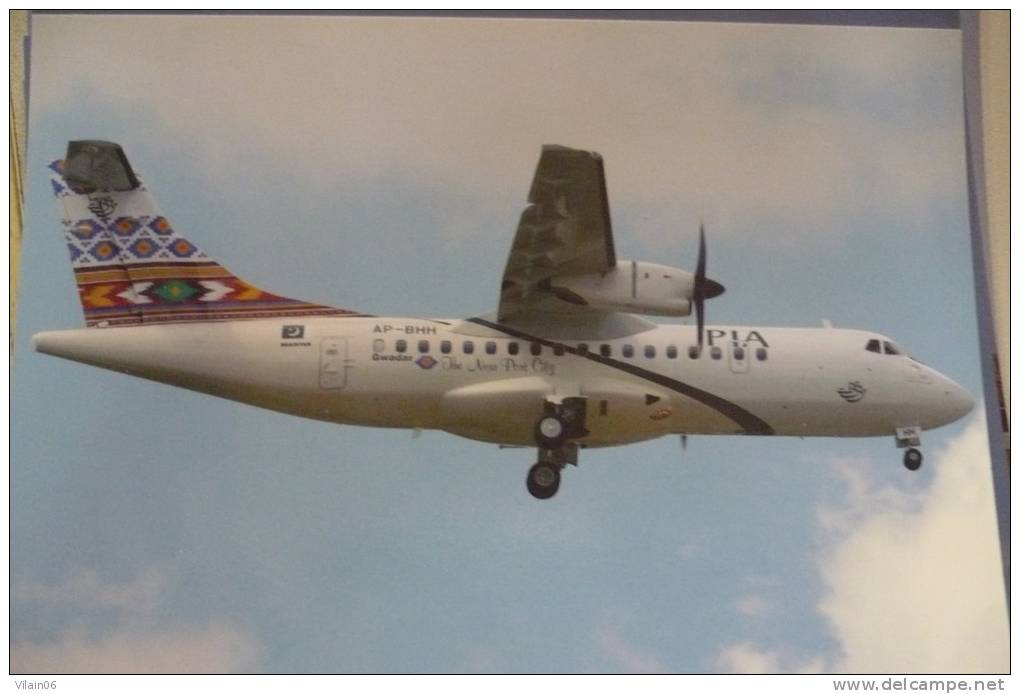 ATR 42    PAKISTAN INTERNATIONAL   AP BHH - 1946-....: Moderne