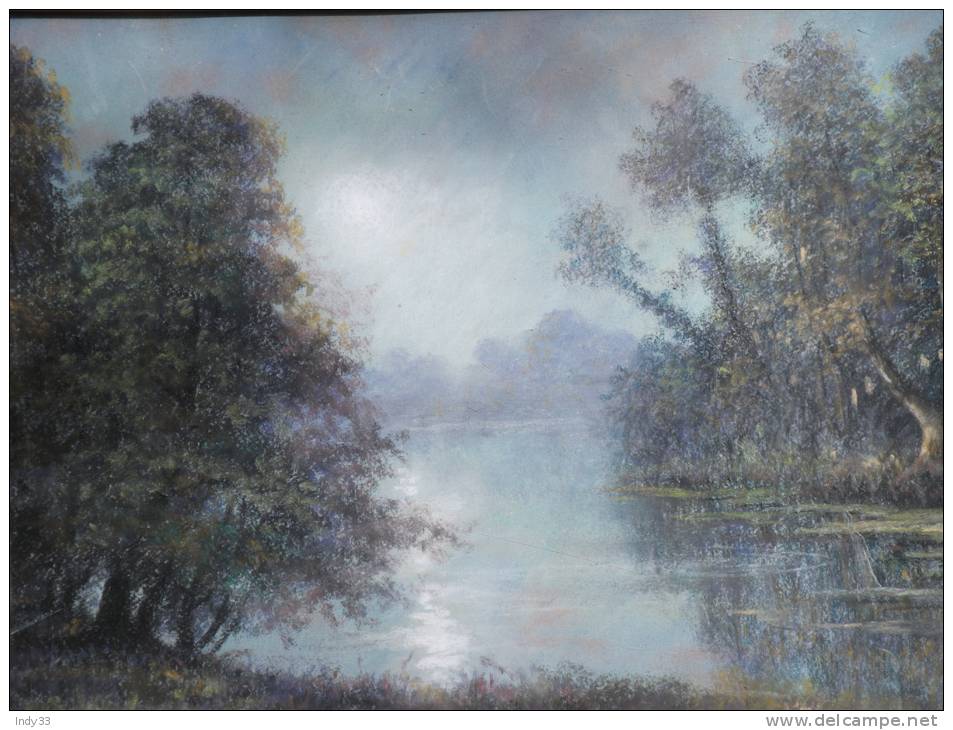 - PAYSAGE AVEC PIECE D'EAU . PASTEL XXe S . SIGNE ET ENCADRE . - Pastels