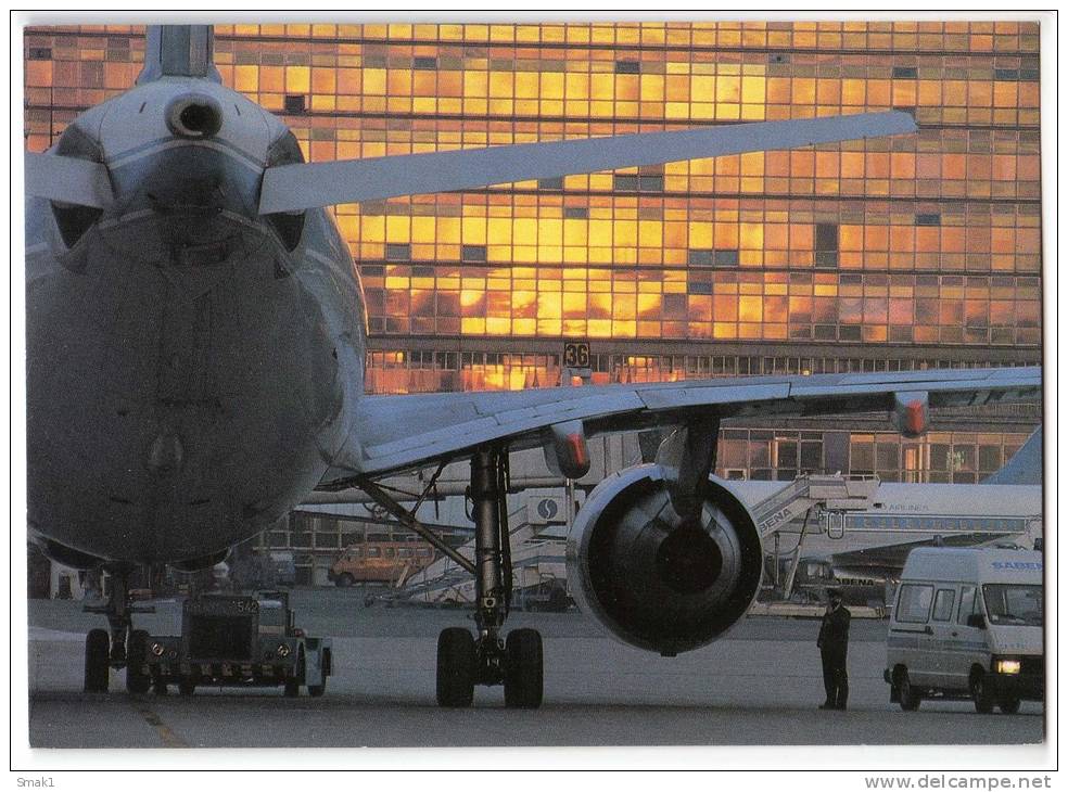 TRANSPORT AIRPLANE AIRBUS A310-300 SABENA BELGIAN WORLD AIRLINES BELGIAN BIG CARD OLD POSTCARD - 1946-....: Modern Era