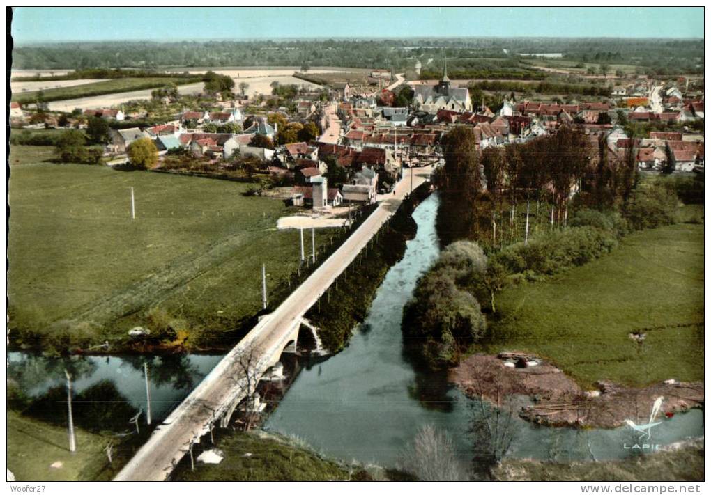 CPSM   CLEMONT  SUR SAULDRE    Le Village - Clémont