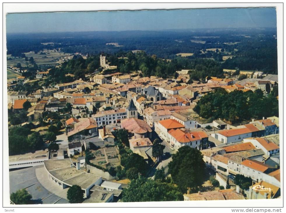 MONTENDRE   -  Vue Générale Aérienne.-   . CPM - Montendre