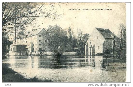 N°26400 -cpa Bords Du Loiret -moulin Vieux- - Water Mills