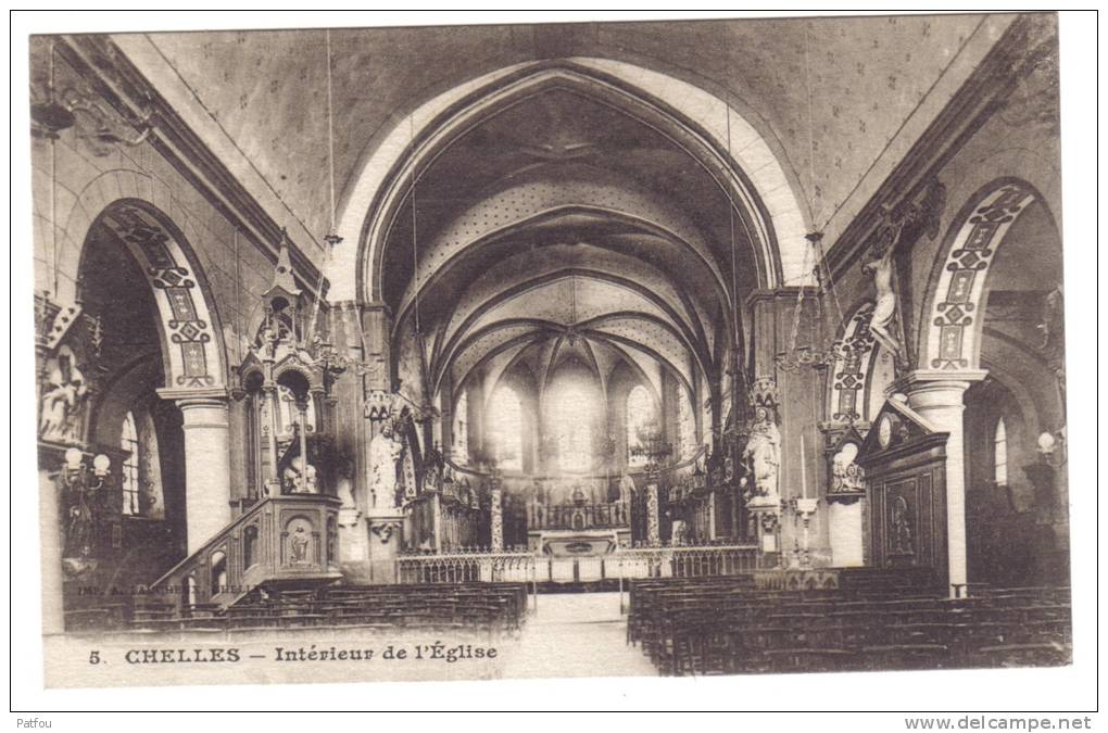 Chelles Intérieur De L´église St André - Chelles