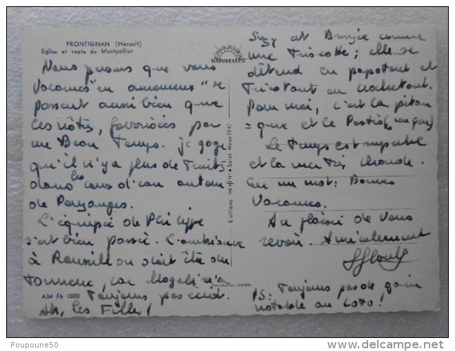 CP 34 Hérault FRONTIGNAN  église Et Route De Montpellier ( Usine Avec Cheminée Au Fond  Du Paysage) 1970 - Frontignan