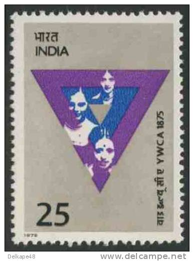 India Indien 1975 Mi 630 ** Young Woman + YWCA Badge – Cent. Of Indian YWCA / Christlicher Verein Junger Frauen (YWCA) - Beroemde Vrouwen