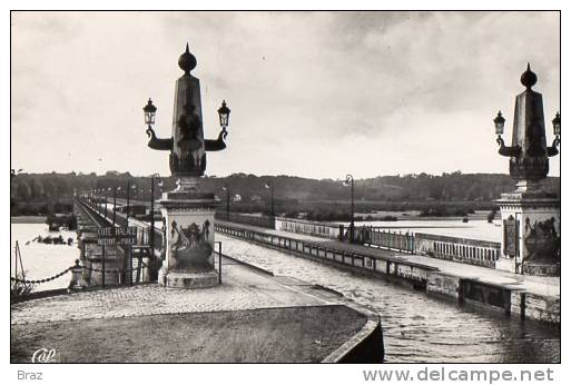 CPSM Briare Pont Canal - Briare