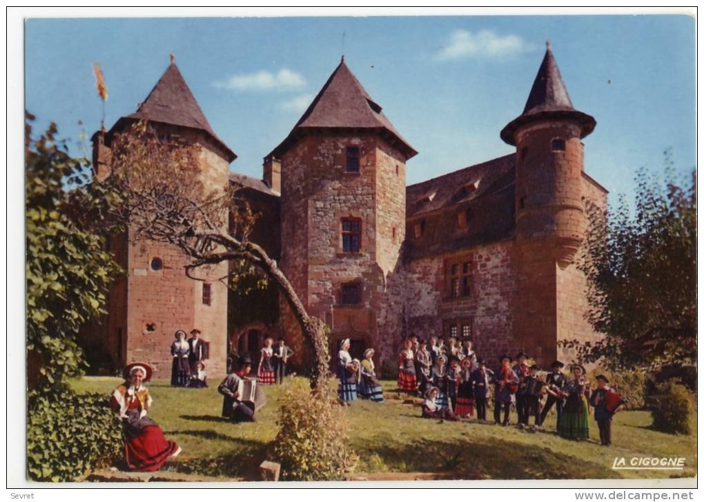 BRIVE. - Groupe Folklorique "Les PASTOURELLES".  CPM - Brive La Gaillarde