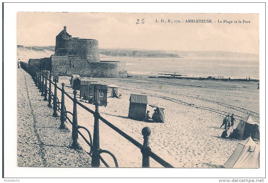 Ambleteuse   La Plage Et Le Fort - Autres & Non Classés