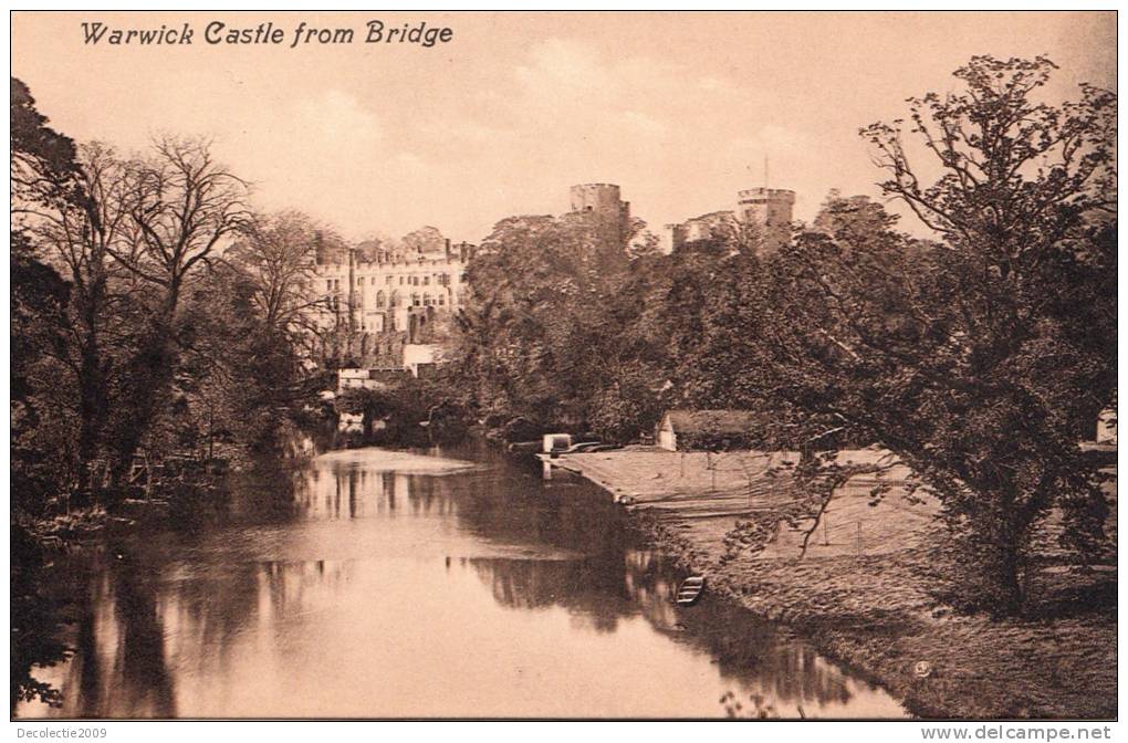 BR39465 Castle From Bridge    Warwick    2 Scans - Warwick