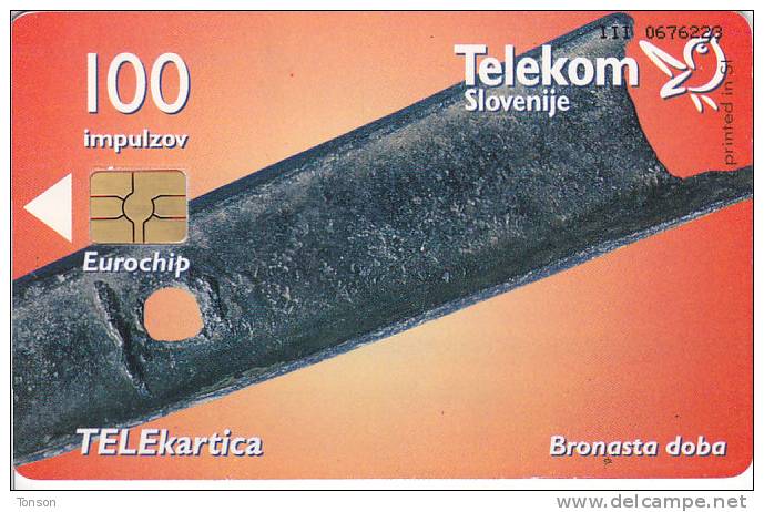 Slovenia, 271,  Archeological Findings, Bronze Age / Knife, 11th To 10th Century BC, 2 Scans. - Slovénie