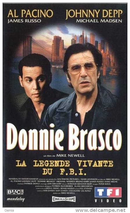 Donnie Brasco °°° Al Pacino , Johnny Depp - Policiers