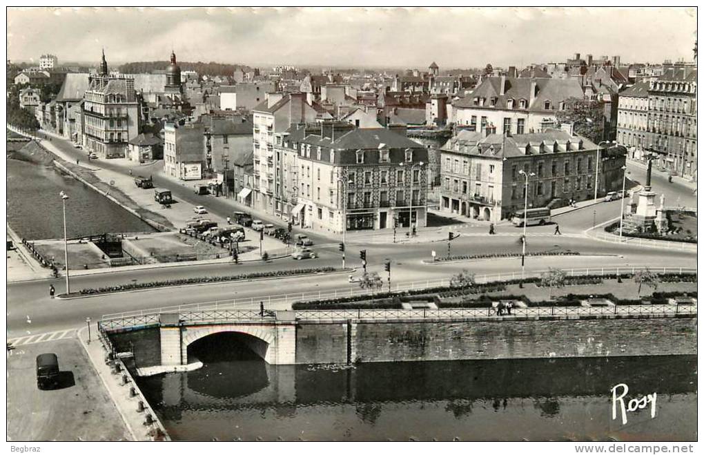 RENNES      QUAI ST CYR  ET PLACE MARECHAL FOCH   FLAMME - Rennes