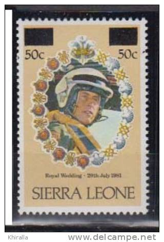 EUROPE  GRANDE BRETAGNE  COLONIES  SIERRA LEONE    1982   N° 512   COTE  1.10  EUROS     ( 240) - Sierra Leone (...-1960)