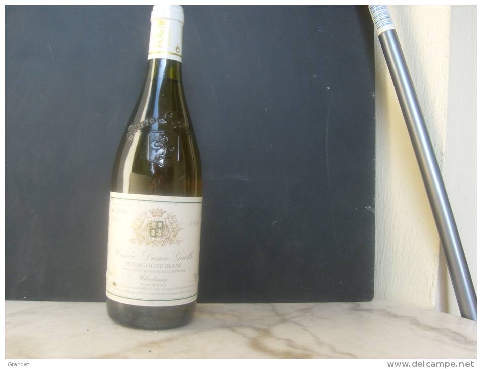 VIN - BOURGOGNE BLANC - CUVEE DAME GAELLE - 1998. - Champagne & Mousseux