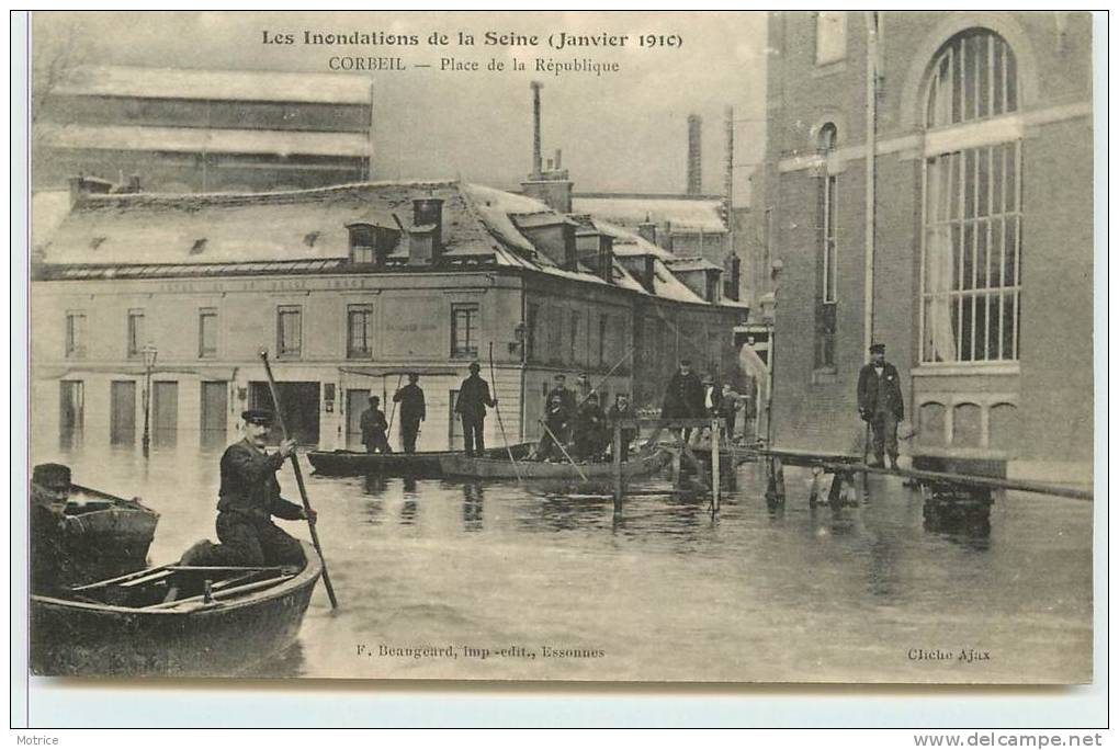 CORBEIL  -  Inondations De La Seine (janvier 1910); Place De La République. - Corbeil Essonnes