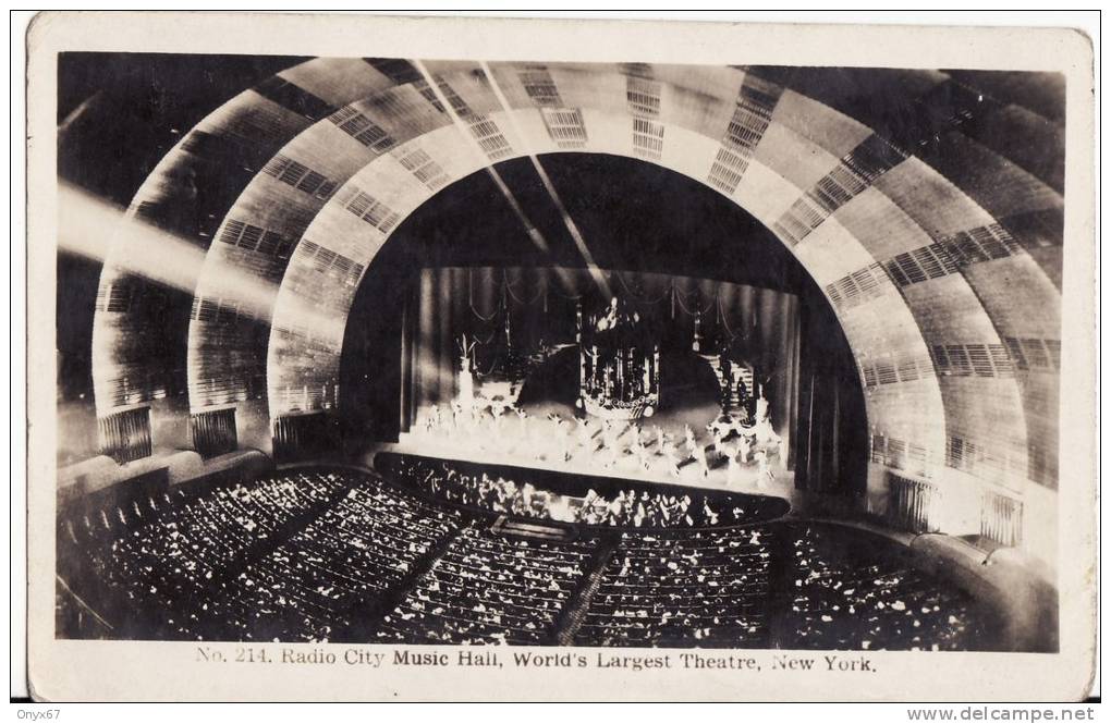 NEW YORK - Radio City Music Hall - World's Largest Theatre -  VOIR 2 SCANS -MUSIQUE-THEATRE-SPECTACLE - - Otros & Sin Clasificación