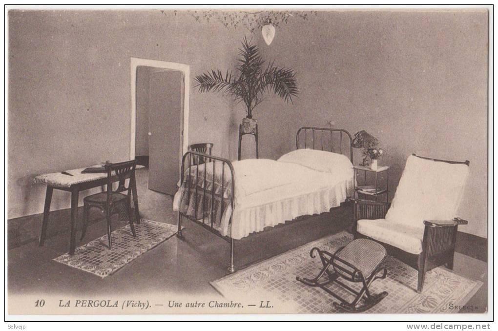 03, Vichy, Allier, La Pergola (10),  Une Autre Chambre - Vichy