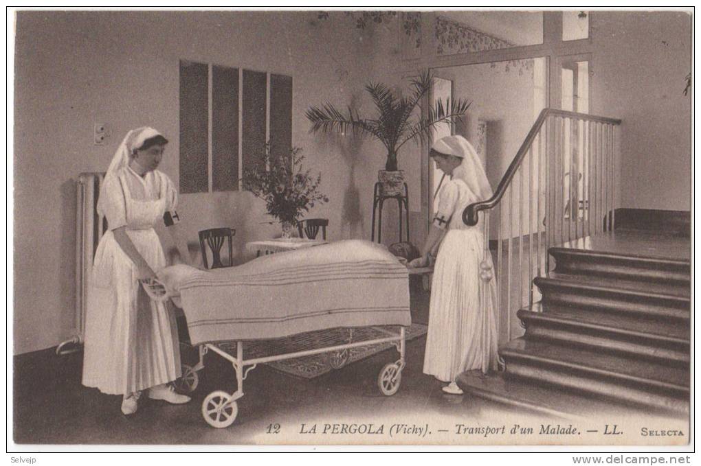 03, Vichy, Allier, La Pergola (12),  Transport D'un Malade - Vichy