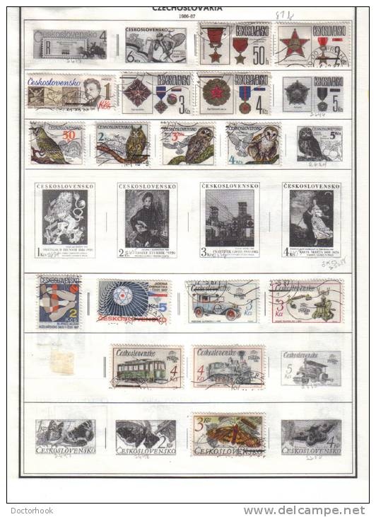 CZECHOSLOVAKIA    Collection Of  Mounted Mint And Used As Per Scan. ( 2 SCANS) - Collections, Lots & Séries