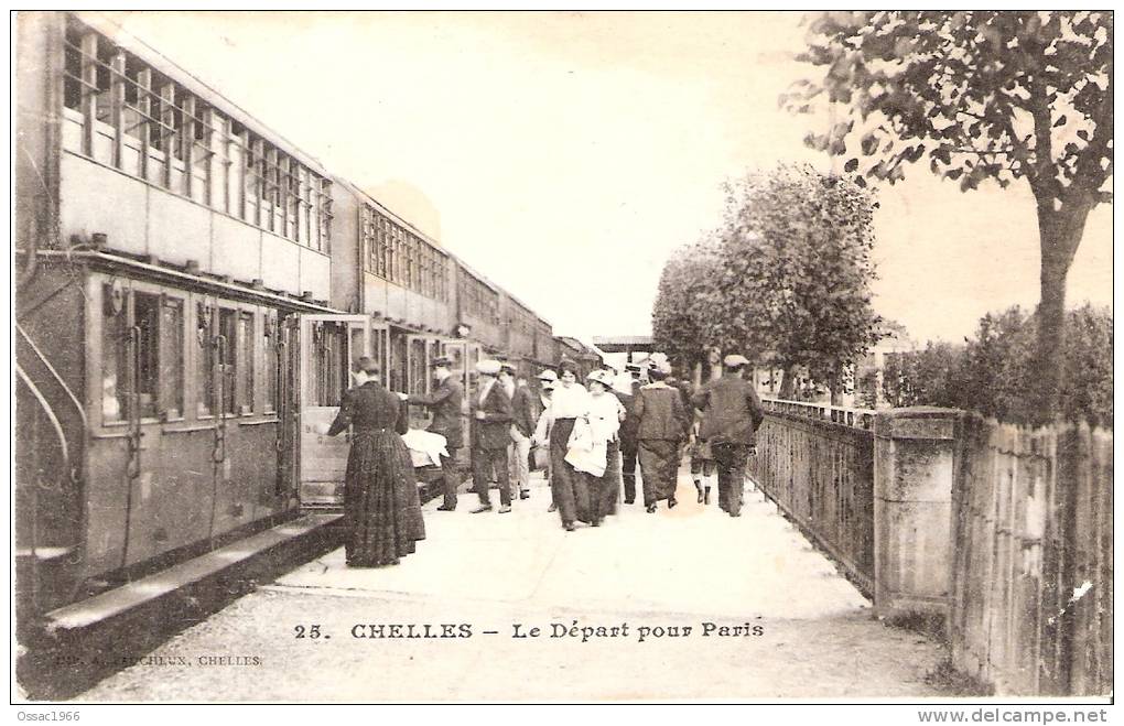 77 CHELLES Le Depart Pour Paris - Chelles