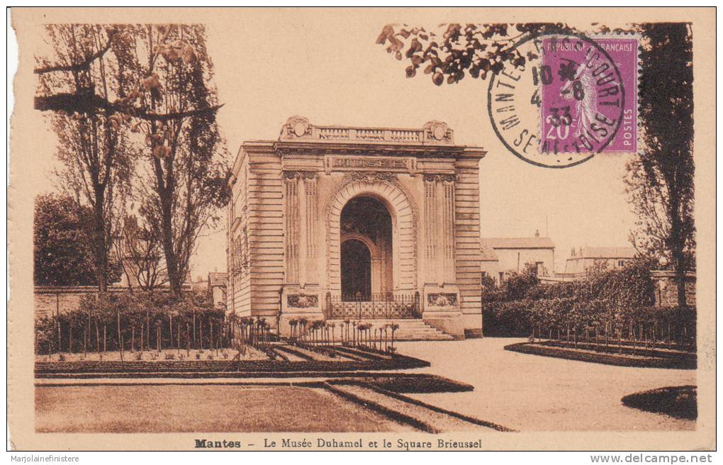 Dép.78 - Mantes-la-Jolie. - Le Musée Duhamel Et Le Square Brieussel. Voyagée 1933 - Mantes La Jolie