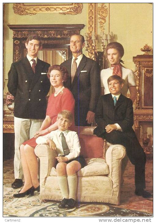 H.M. THE QUEEN THE DUKE OF EDINBURGH PRINCE CHARLES PRINCESS ANNE AND THE PRINCES ANDREW AND EDWARD ENGLAND - Royal Families