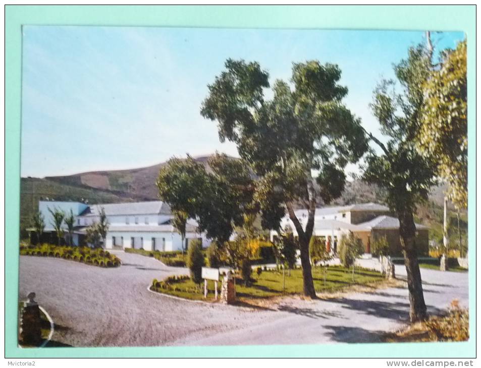 VILLAFRANCA DEL BIERZO - Albergue De Carretera - Autres & Non Classés