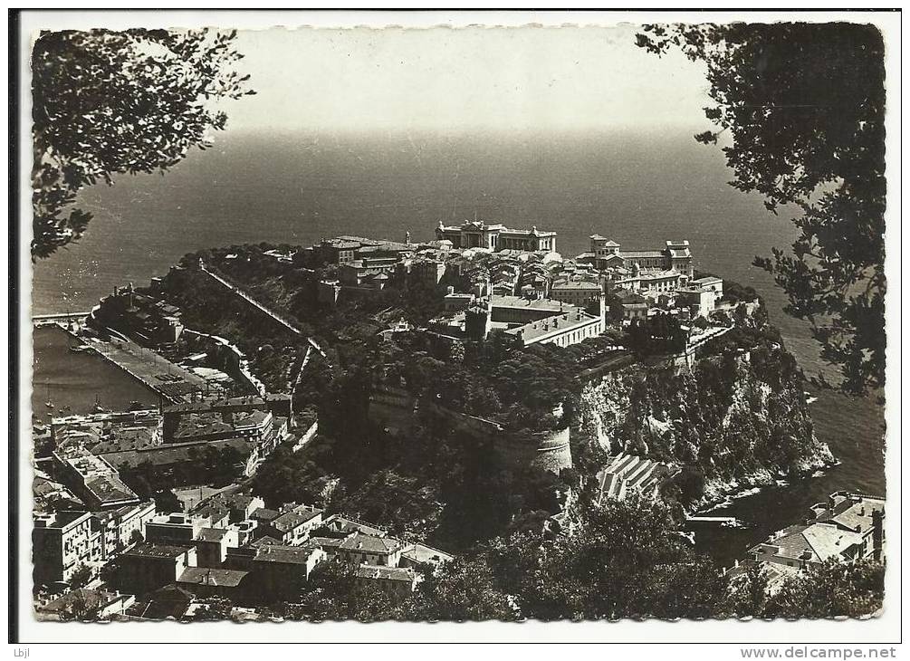 Pricipauté De MONACO , Monaco Ville Sur Son Rocher , 1942 - Multi-vues, Vues Panoramiques