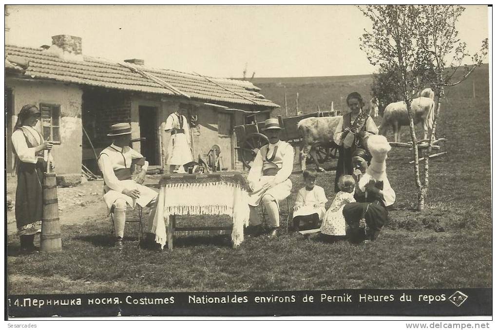 PERNIK - COSTUME NATIONAL- HEURES DU REPOS  - 1929-  CARTE-PHOTO. SCAN R/V - Bulgaria