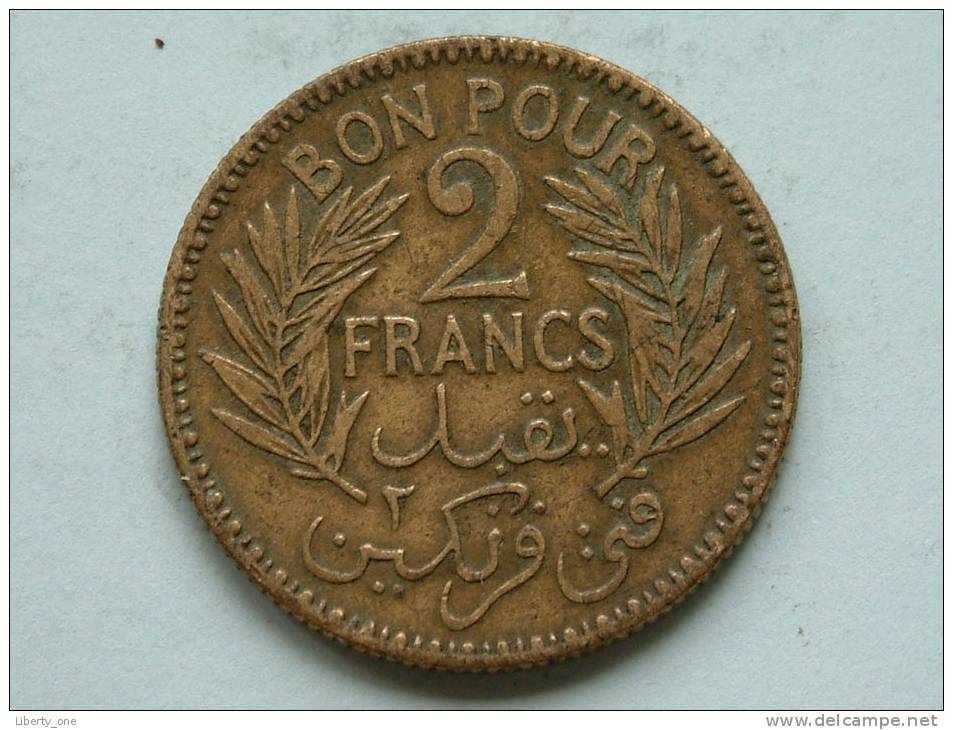 1945 - 2 FRANCS / KM 248 ( For Grade, Please See Photo ) ! - Túnez