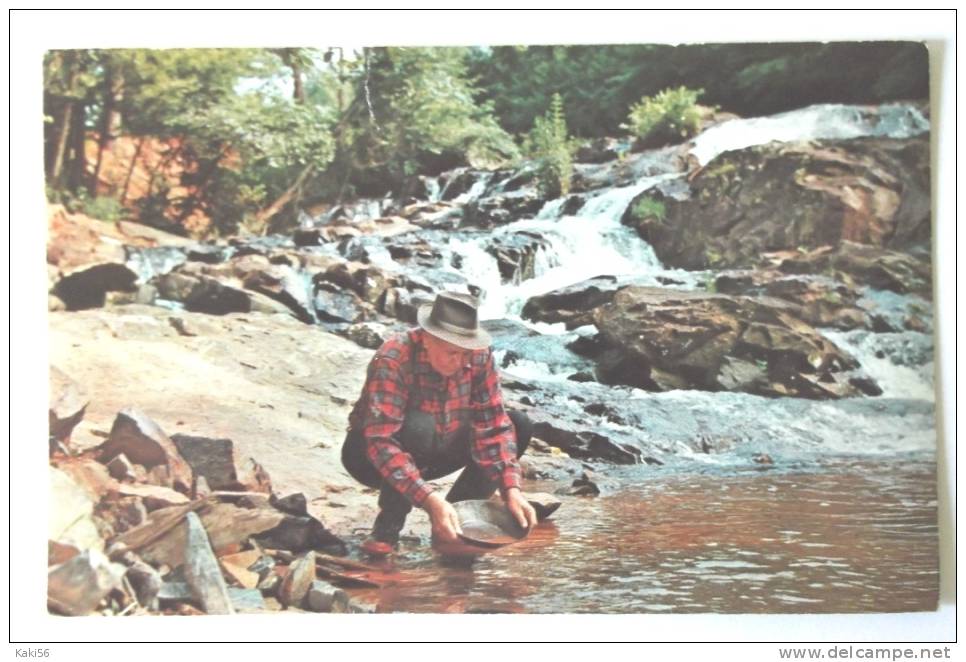 GOLD PANNING IN NORTH GEORGIA CHERCHEUR D OR - Autres & Non Classés