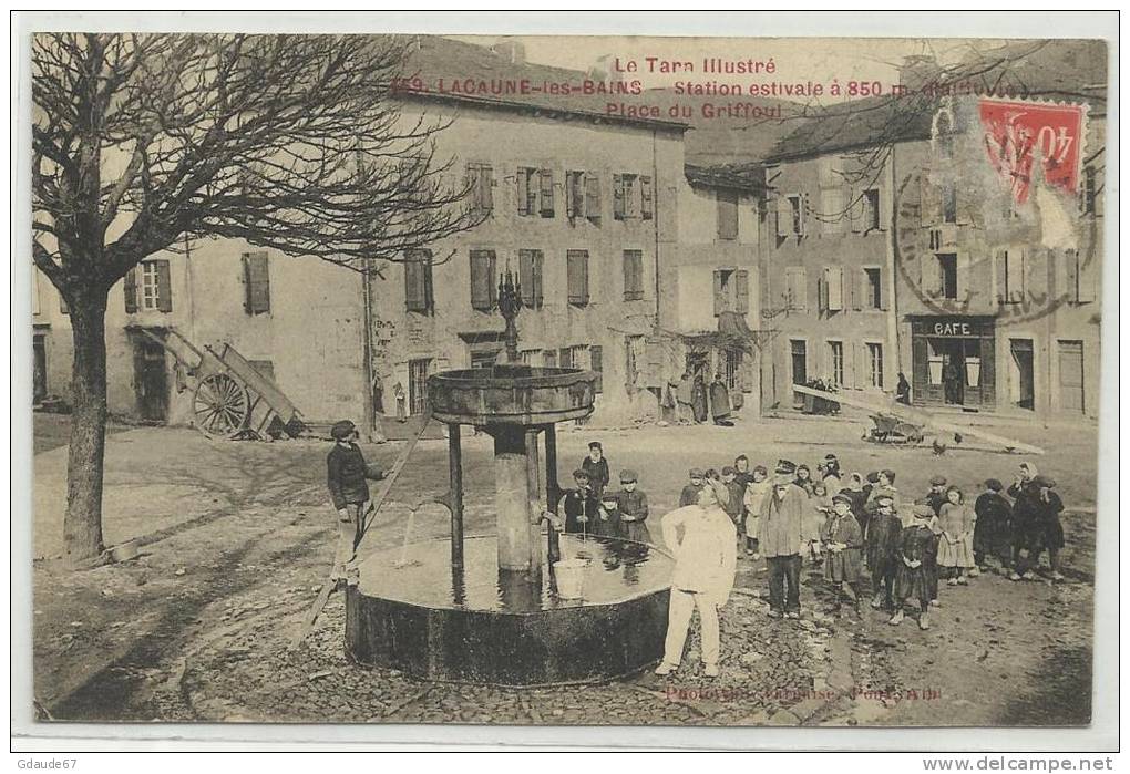 LACAUNE LES BAINS (TARN - 81) - CPA - PLACE DU GRIFFOUL - Autres & Non Classés