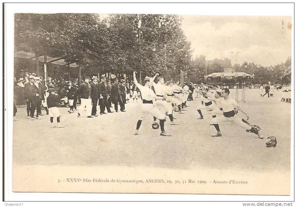 49 -XXXVe Fête Fédérale De Gymnastique, ANGERS, 29,30,31 Mai 1909 -  Assauts D'Escrime  - Belle Animation - Escrime