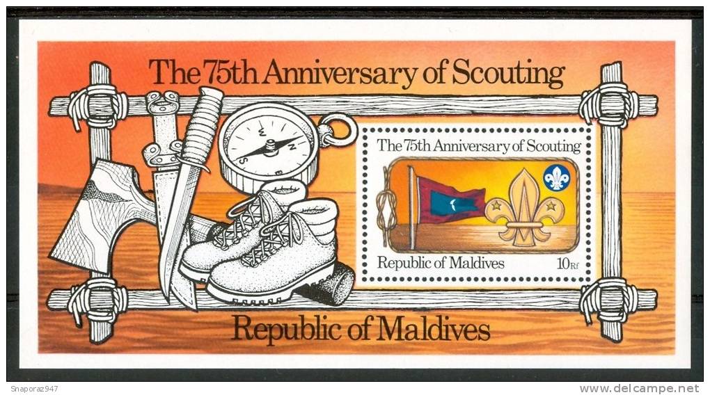 1982 Maldives Scout Scoutisme Scouting Set MNH** Sc24 - Neufs