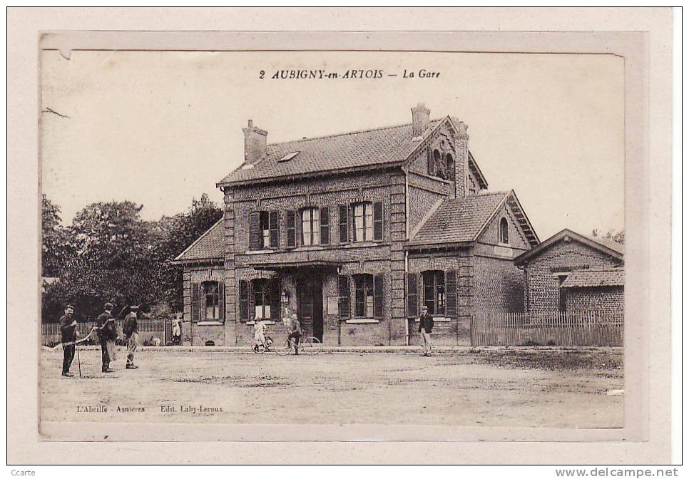 AUBIGNY-EN-ARTOIS (62) / CHEMINS DE FER / GARES / La Gare / Animation - Aubigny En Artois