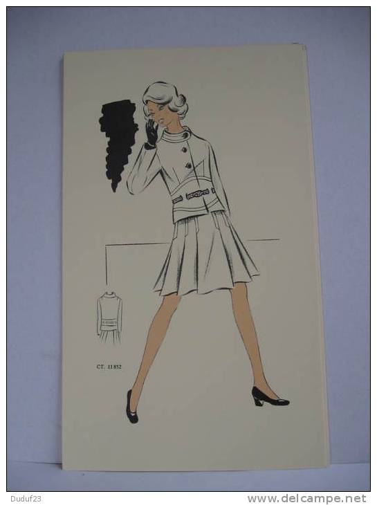 DESSIN CROQUIS MODE COUTURE  ANNEES 1960/ 70 - TAILLEUR  Style COURREGES - Patterns