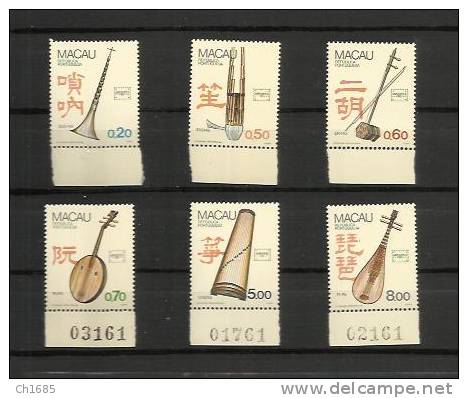 MACAU : Ameripex 86  No 525 à 530 Neuf  Sans Charnière Cote 80 Euros - Unused Stamps