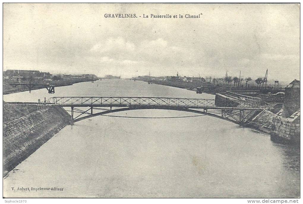 NORD PAS DE CALAIS - 59 - NORD - GRAVELINES - La Passerelle Et Le Chenal - Gravelines