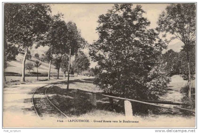 Lapoutroie Grand'route Vers Le Bonhomme - Lapoutroie