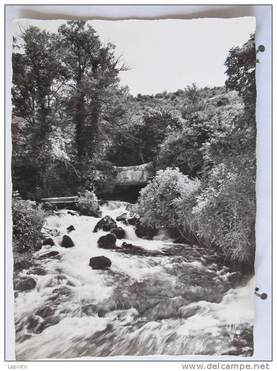 83 - Fontaine L'Evêque - Source Vauclusienne à Proximité Des Gorges Du Verdon - Scan Recto-verso - Other & Unclassified