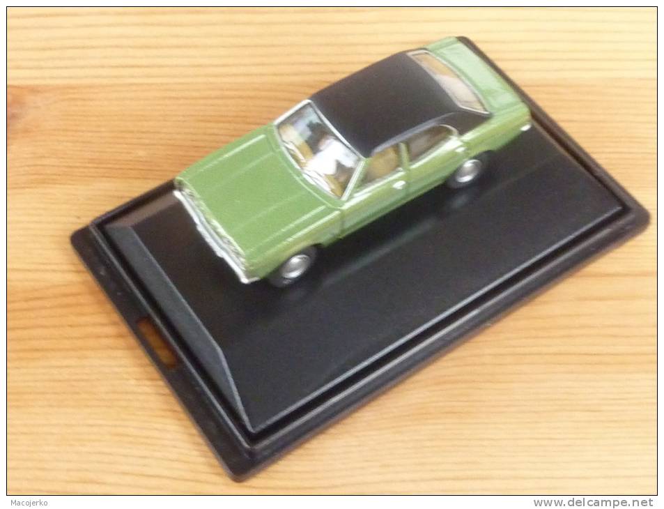 Oxford 76COR3006, Ford Cortina MkIII, 1:76 - Road Vehicles