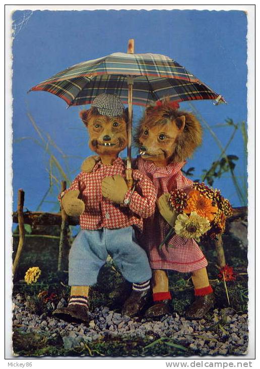 Animaux Personnalisés---couple Sous Parapluie,cpsm  10 X 15 N° 2019 éd Kiener--carte Suisse - Gekleidete Tiere