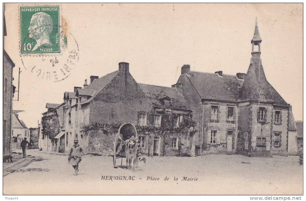 ¤¤  -  HERBIGNAC   -   Place De La Mairie  -  La Poste   -  ¤¤ - Herbignac