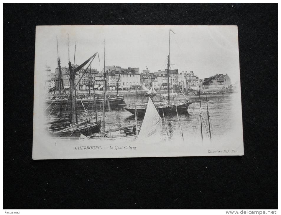 Cherbourg : Voiliers Dans Le Port ( Avant 1904 ) - Cherbourg