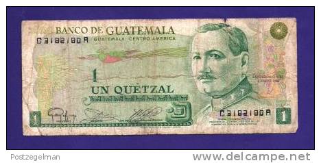 GUATEMALA 1983 Used VG  Banknote 1 Quetzal Little Torn - Guatemala