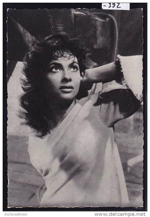 Gina Lollobrigida ; Née Un 4 Juillet ; Photo Dpa ; Form. 15 / 10 (-392) - Artistes