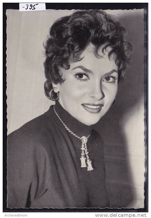 Gina Lollobrigida ; Née Un 4 Juillet ; Photo Dpa. ; Form. 15 / 10 (-395) - Artistes