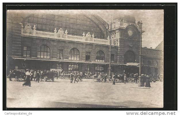 CPA Basel, Bahnhof M. Pferdekutschen - Basel