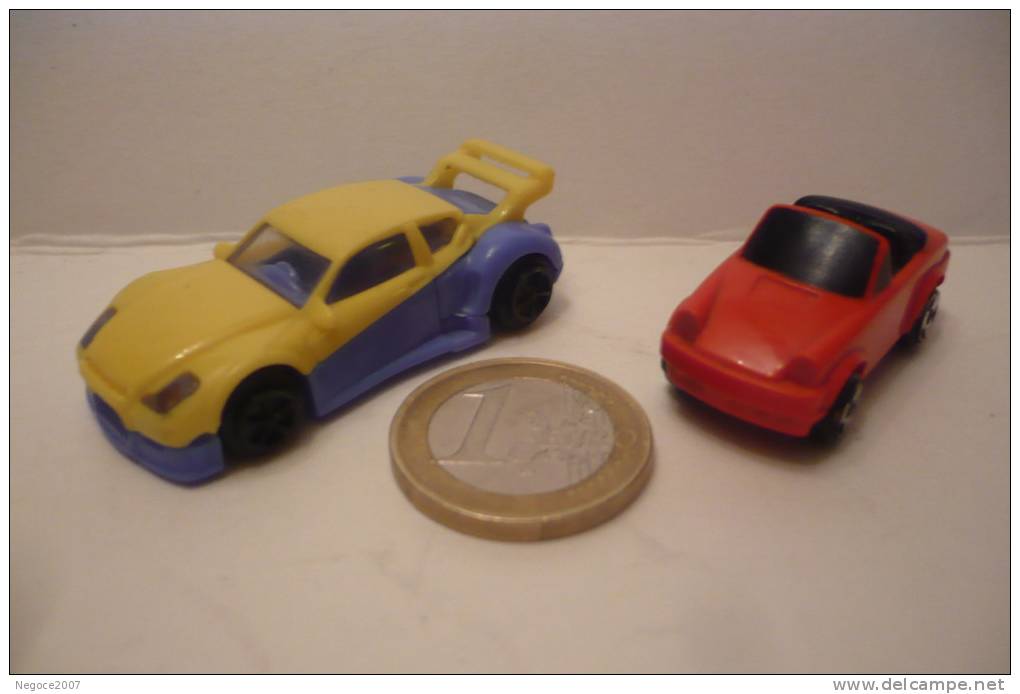 Lot De 2 Porsches Micros Voitures En Plastique - Collectors Et Insolites - Toutes Marques