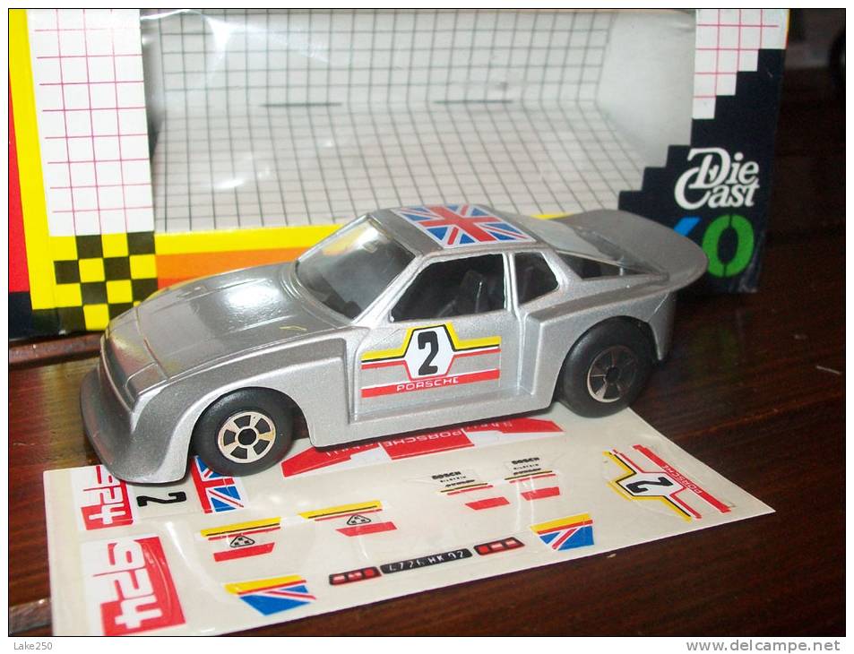 POLISTIL -  PORSCHE 924     AVEC SA BOITE  Scala 1/40 - Polistil